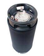 Équipement pour le brassage et la distribution de bière artisanale à la maison.